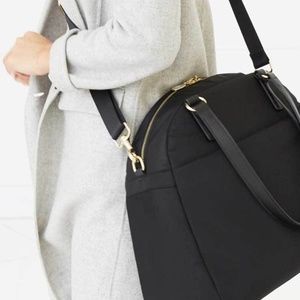 Lo & Sons O.M.G Overnight Bag